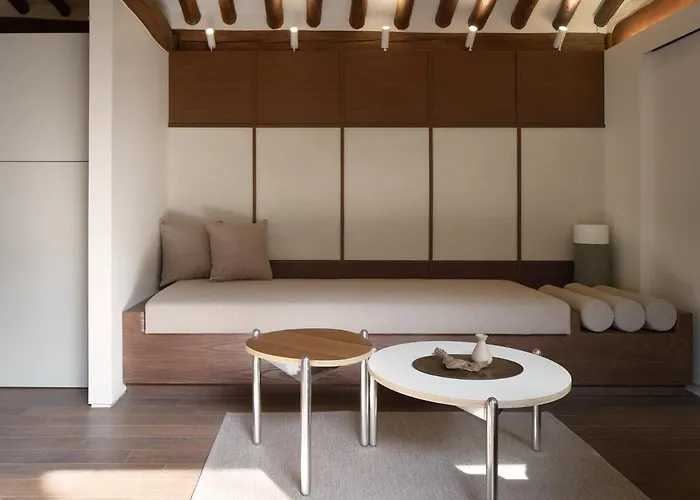Luxury Hanok Elegance Villa *